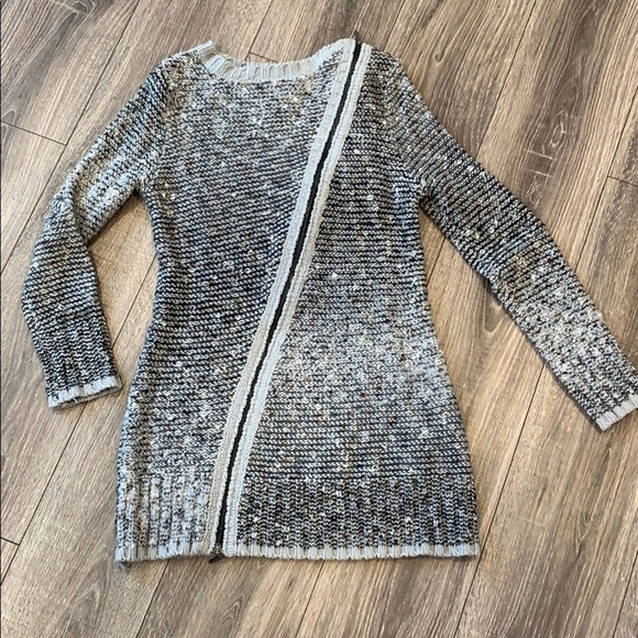 Side Zip Sweater - Picture 3 of 6